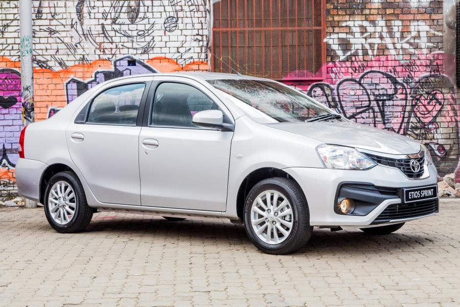  Toyota Etios Sedan Sprint 2017 года  (ZA) (фото 31 из 40)